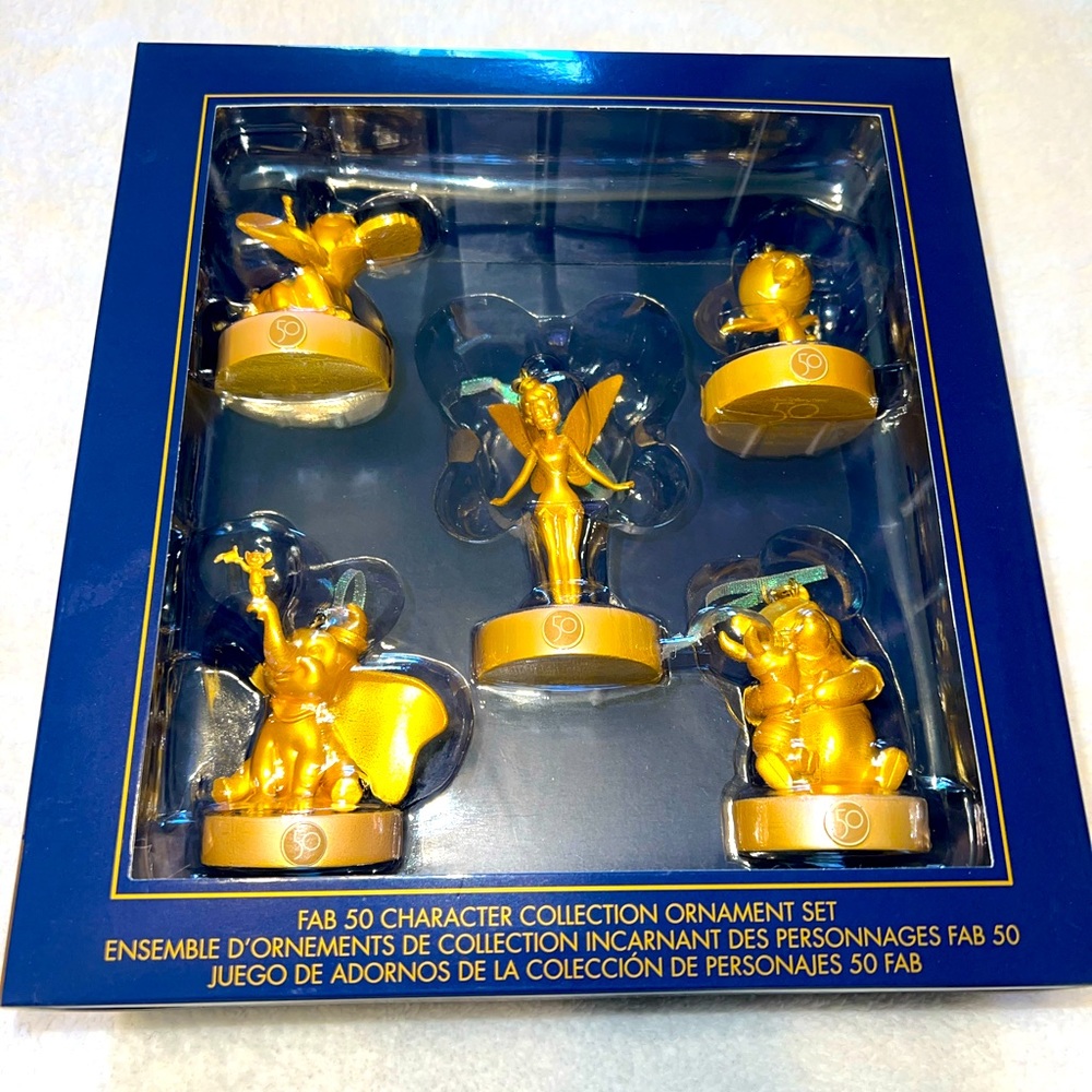 Disney Fab 50 Magic Kingdom Christmas Ornamnet set Brand New
